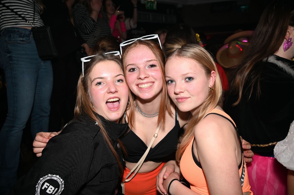 ../Images/Afterparty carnaval 2025 073.jpg
